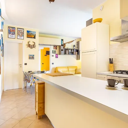 アパート Hostdomus - Casa Apnea フィナーレ・リーグレ