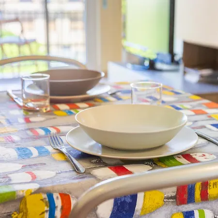 Hostdomus - Casa Apnea アパート