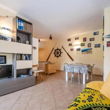 Apartment Hostdomus - Casa Apnea *